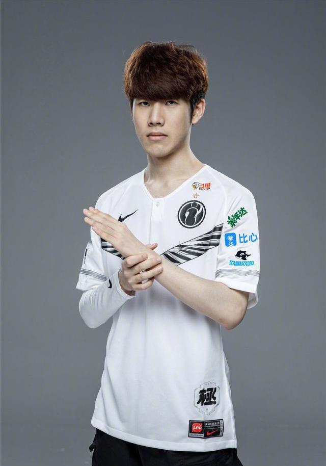 在这场比赛 在这场比赛